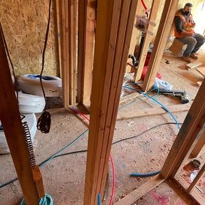 Meet your Posher, Leonel